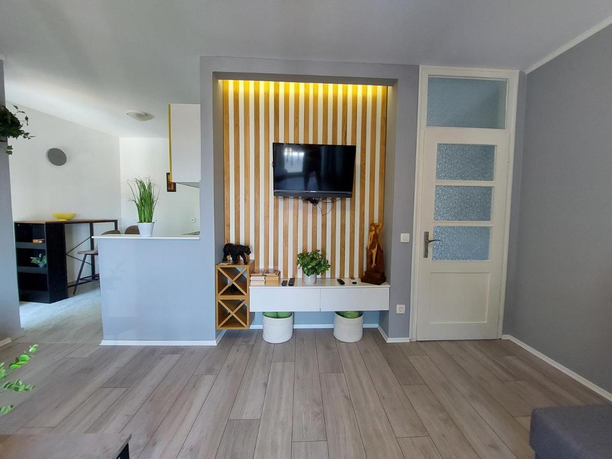 מאלינסקה Apartment Vesel מראה חיצוני תמונה